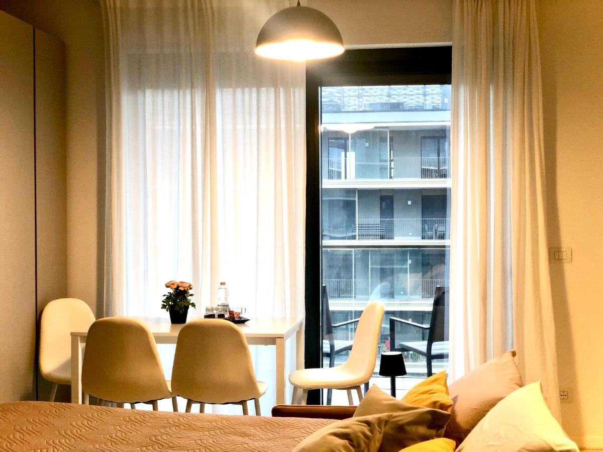 Loft With Terrace In Uptown Milan Near Rho Fiera Daire Pero Dış mekan fotoğraf